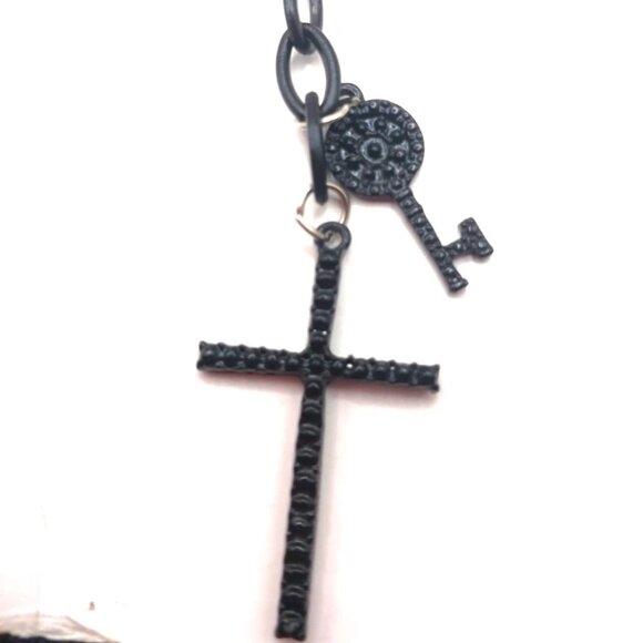 Black Goth Cross + Key 8 Inch Keychain or Purse Charm - Picture 3 of 5